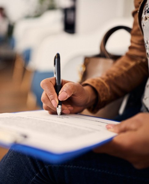 patient filling out Cigna insurance information