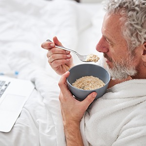 Man eating oatmeal
